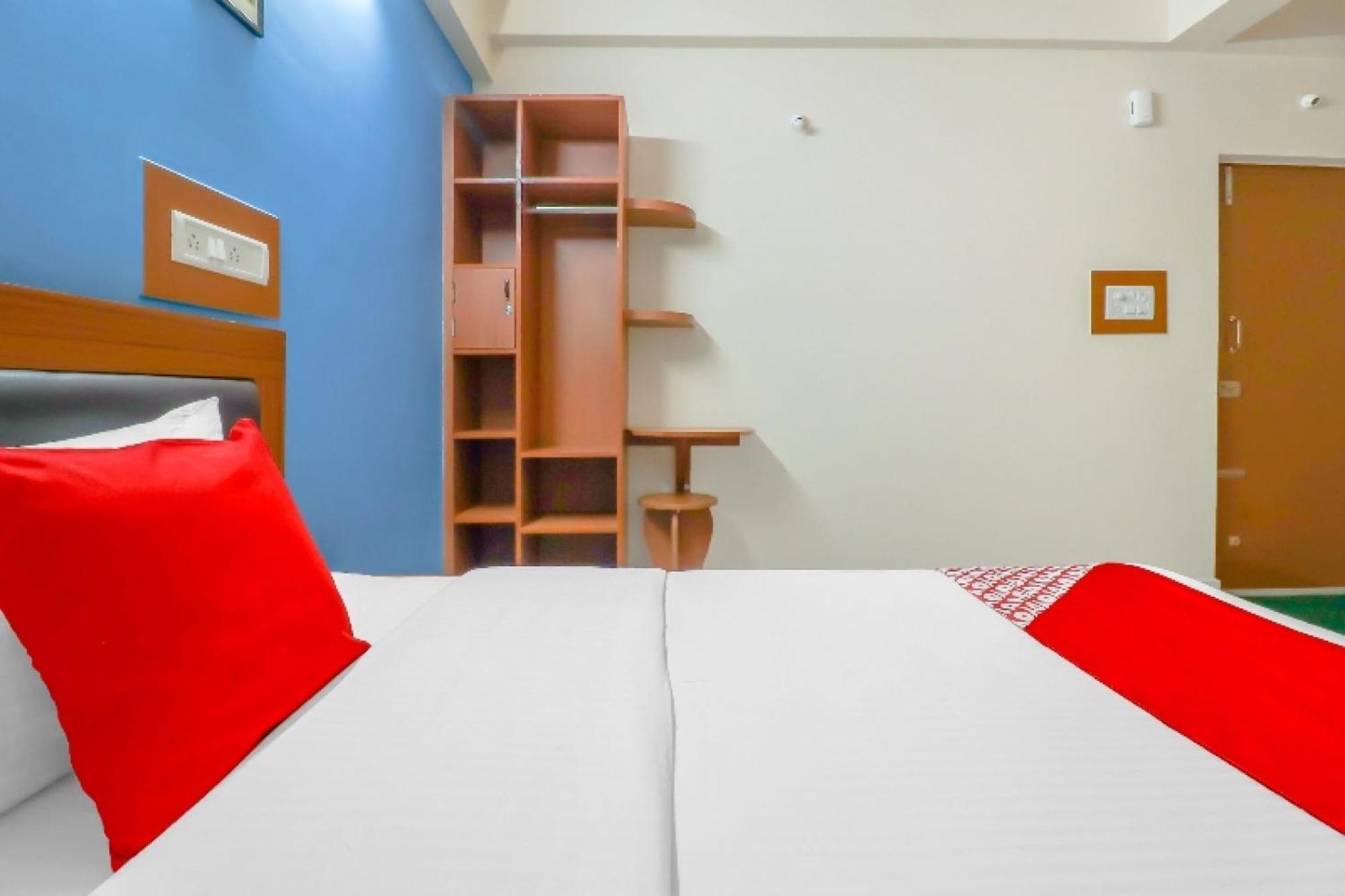 Hotel O The Host Bangalore Bagian luar foto
